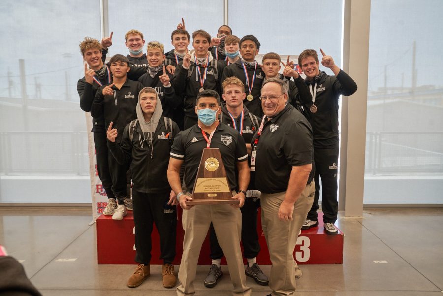 Wrestling Team Looks for First 3-Peat State Title in 5A History