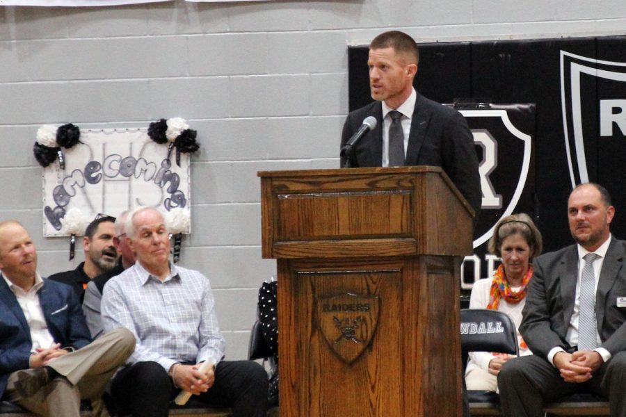 Orthopedic Surgeon Doctor Chad Hanson speaks to the student body during Randalls Sept. 16 Hall Of Fame Assembly. 